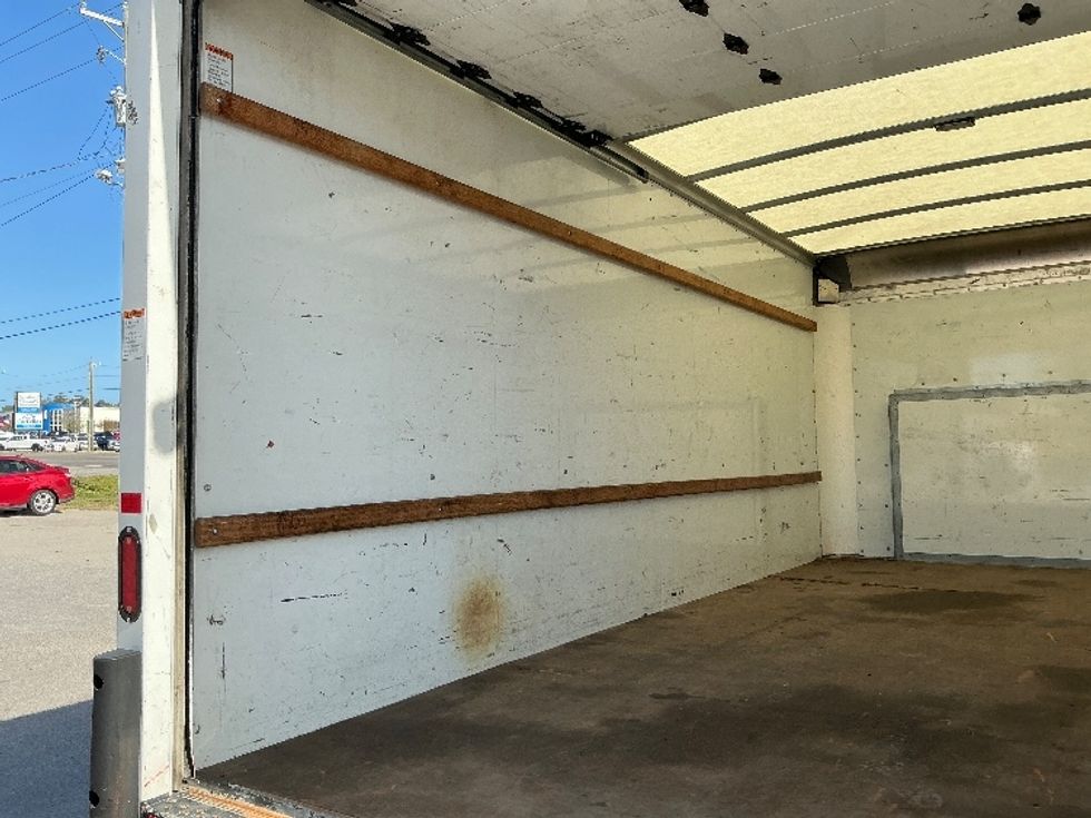 Light Duty Box Truck-Light and Medium Duty Trucks-Ford-2021-E350-Wilmington-NC-107,525\n\t\tmiles-$ 28,750 - Image 11