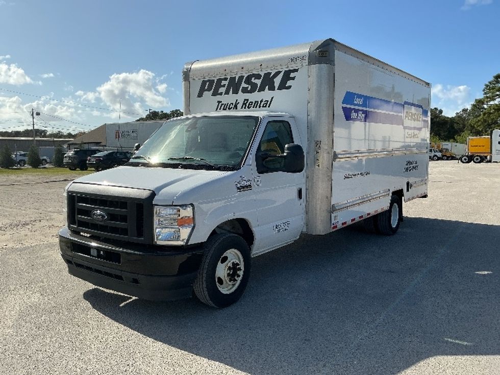 Light Duty Box Truck-Light and Medium Duty Trucks-Ford-2021-E350-Wilmington-NC-107,525\n\t\tmiles-$ 28,750 - Image 3