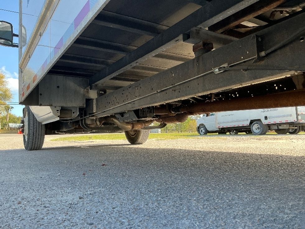 Light Duty Box Truck-Light and Medium Duty Trucks-Ford-2021-E350-Wilmington-NC-107,525\n\t\tmiles-$ 28,750 - Image 5