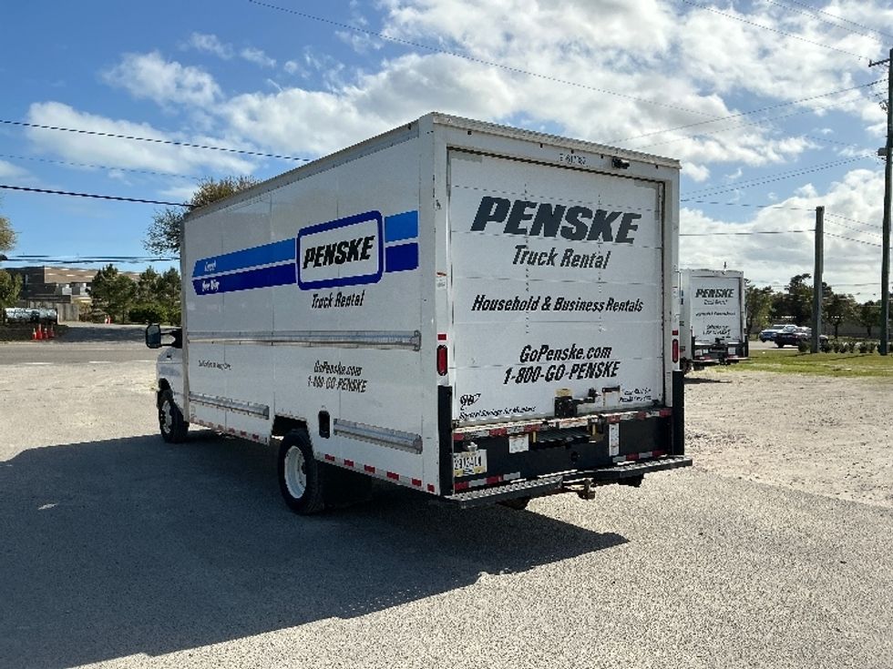 Light Duty Box Truck-Light and Medium Duty Trucks-Ford-2021-E350-Wilmington-NC-107,525\n\t\tmiles-$ 28,750 - Image 6