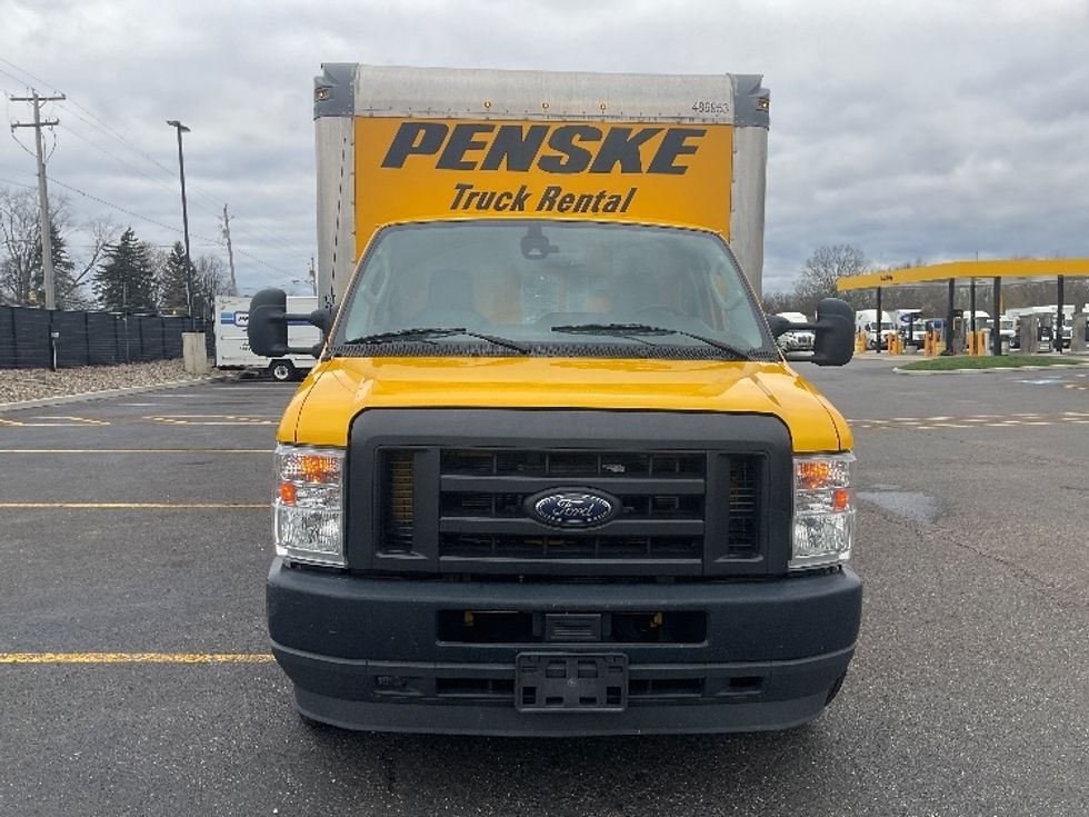 Light Duty Box Truck-Light and Medium Duty Trucks-Ford-2022-E350-Akron-OH-104,990\n\t\tmiles-$ 26,250 - Image 2