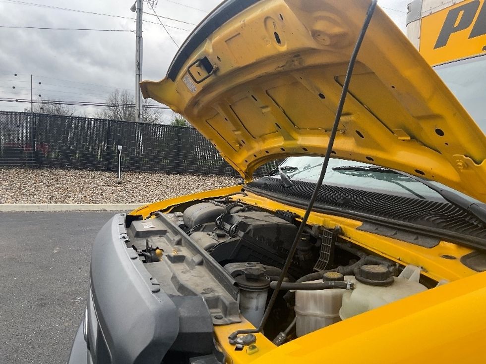 Light Duty Box Truck-Light and Medium Duty Trucks-Ford-2022-E350-Akron-OH-104,990\n\t\tmiles-$ 26,250 - Image 24