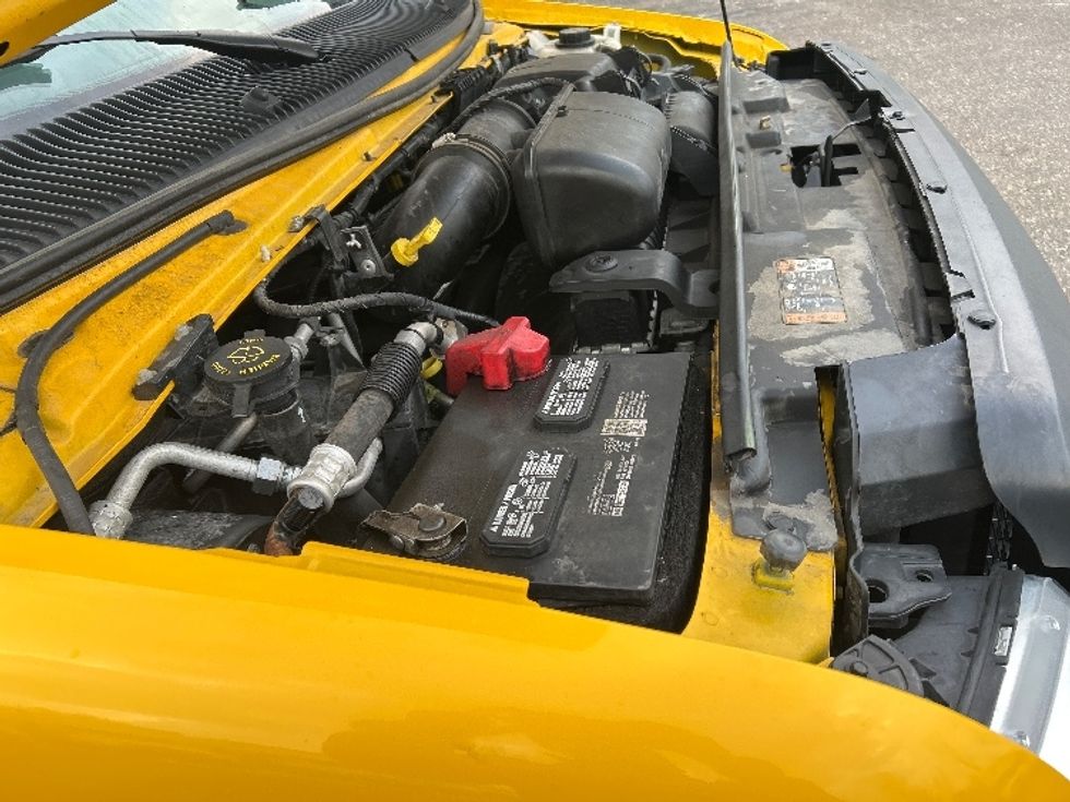 Light Duty Box Truck-Light and Medium Duty Trucks-Ford-2022-E350-Akron-OH-86,822\n\t\tmiles-$ 30,000 - Image 23