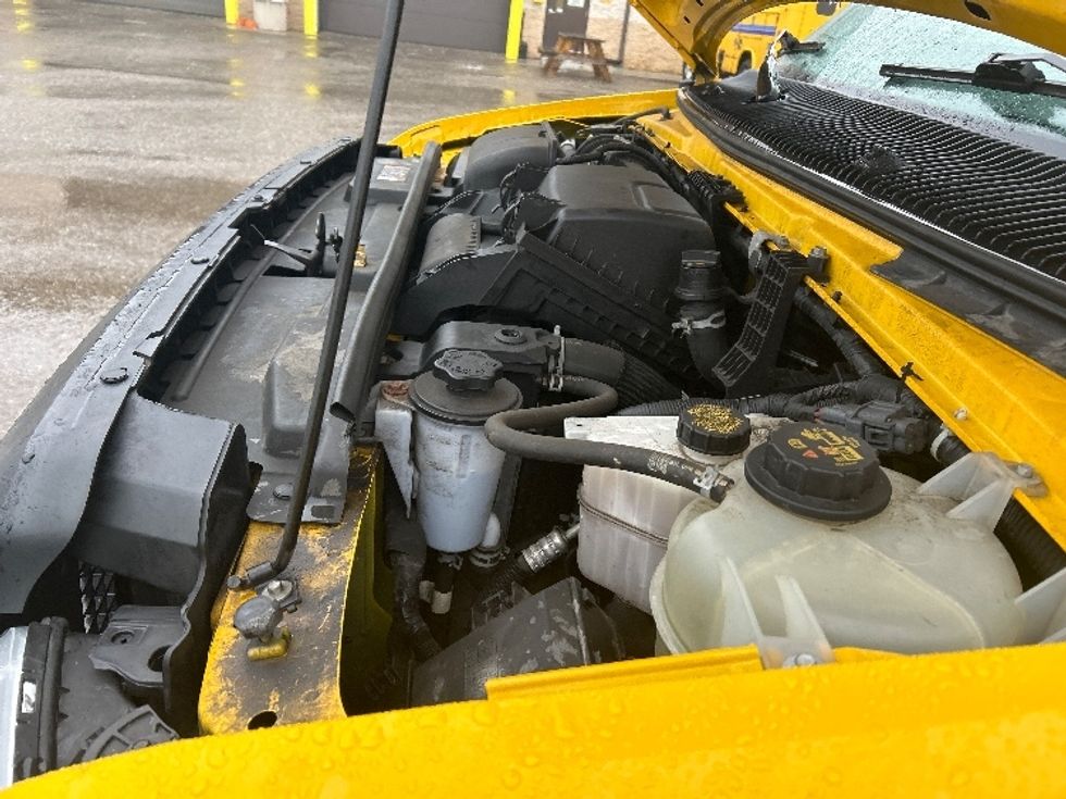 Light Duty Box Truck-Light and Medium Duty Trucks-Ford-2022-E350-Akron-OH-86,925\n\t\tmiles-$ 30,000 - Image 24