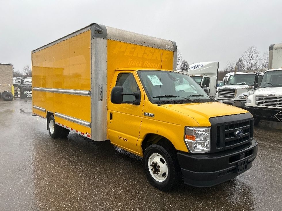 Light Duty Box Truck-Light and Medium Duty Trucks-Ford-2022-E350-Akron-OH-90,608\n\t\tmiles-$ 29,500 - Image 1