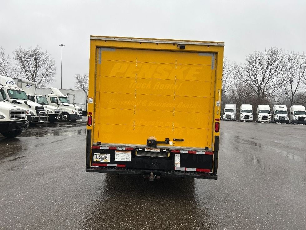 Light Duty Box Truck-Light and Medium Duty Trucks-Ford-2022-E350-Akron-OH-90,608\n\t\tmiles-$ 29,500 - Image 7