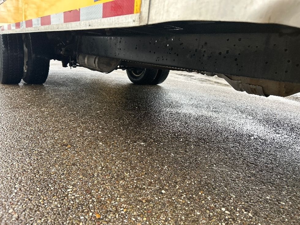 Light Duty Box Truck-Light and Medium Duty Trucks-Ford-2022-E350-Akron-OH-94,224\n\t\tmiles-$ 29,000 - Image 14