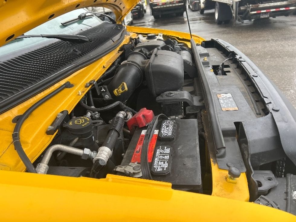 Light Duty Box Truck-Light and Medium Duty Trucks-Ford-2022-E350-Akron-OH-94,224\n\t\tmiles-$ 29,000 - Image 23