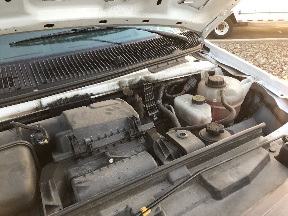 Light Duty Box Truck-Light and Medium Duty Trucks-Ford-2022-E350-Akron-OH-94,529\n\t\tmiles-$ 31,500 - Image 24