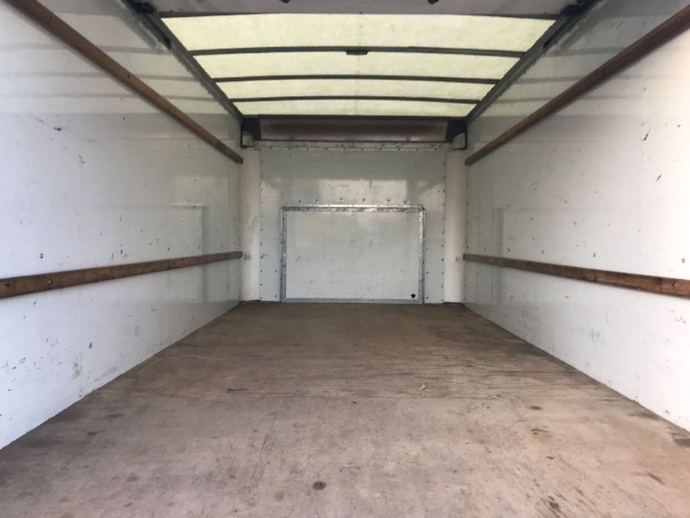 Light Duty Box Truck-Light and Medium Duty Trucks-Ford-2022-E350-Akron-OH-94,529\n\t\tmiles-$ 31,500 - Image 8