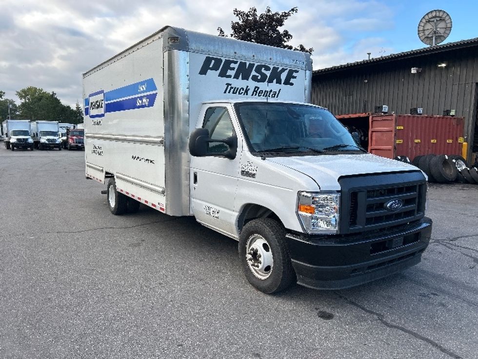 Light Duty Box Truck-Light and Medium Duty Trucks-Ford-2022-E350-Albany-NY-80,252\n\t\tmiles-$ 31,250 - Image 1