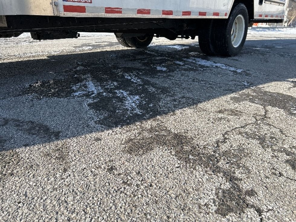 Light Duty Box Truck-Light and Medium Duty Trucks-Ford-2022-E350-Albany-NY-89,364\n\t\tmiles-$ 30,250 - Image 5