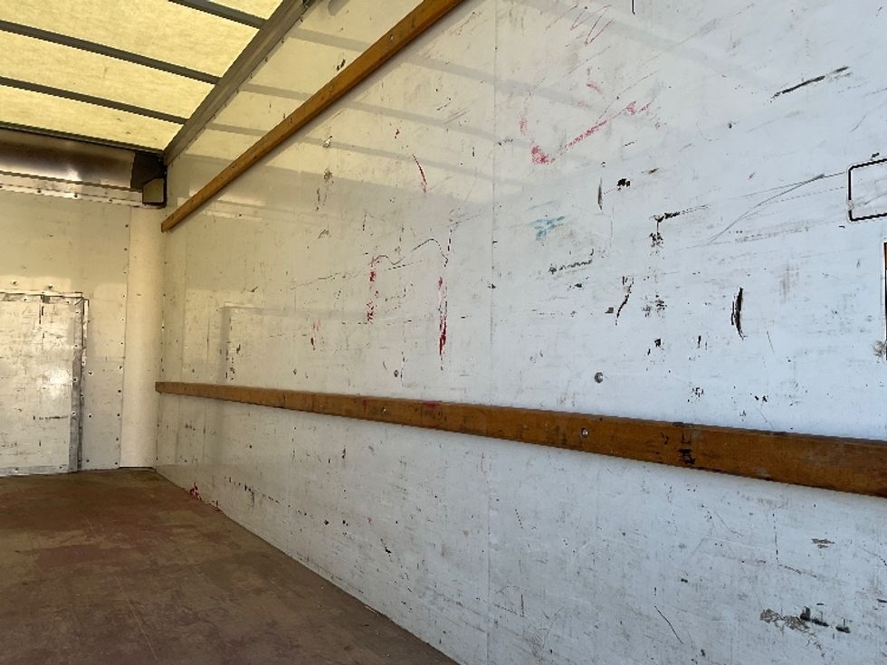 Light Duty Box Truck-Light and Medium Duty Trucks-Ford-2022-E350-Albuquerque-NM-114,511\n\t\tmiles-$ 30,000 - Image 12