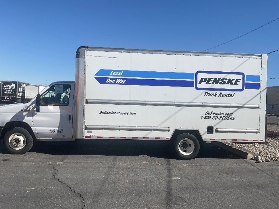 Light Duty Box Truck-Light and Medium Duty Trucks-Ford-2022-E350-Albuquerque-NM-139,866\n\t\tmiles-$ 25,500 - Image 4