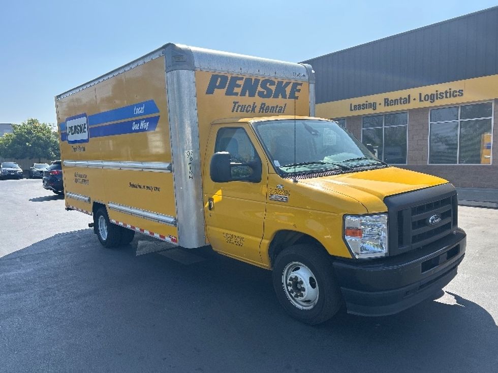 Light Duty Box Truck-Light and Medium Duty Trucks-Ford-2022-E350-Albuquerque-NM-95,835\n\t\tmiles-$ 30,000 - Image 1
