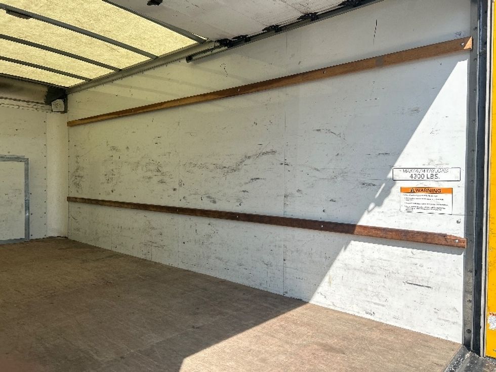 Light Duty Box Truck-Light and Medium Duty Trucks-Ford-2022-E350-Albuquerque-NM-95,835\n\t\tmiles-$ 30,000 - Image 12