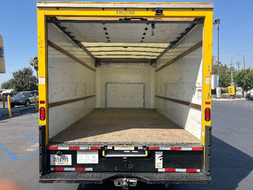 Light Duty Box Truck-Light and Medium Duty Trucks-Ford-2022-E350-Albuquerque-NM-95,835\n\t\tmiles-$ 30,000 - Image 8