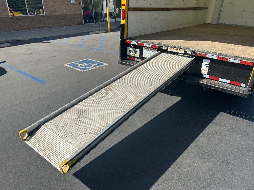 Light Duty Box Truck-Light and Medium Duty Trucks-Ford-2022-E350-Albuquerque-NM-95,835\n\t\tmiles-$ 30,000 - Image 9