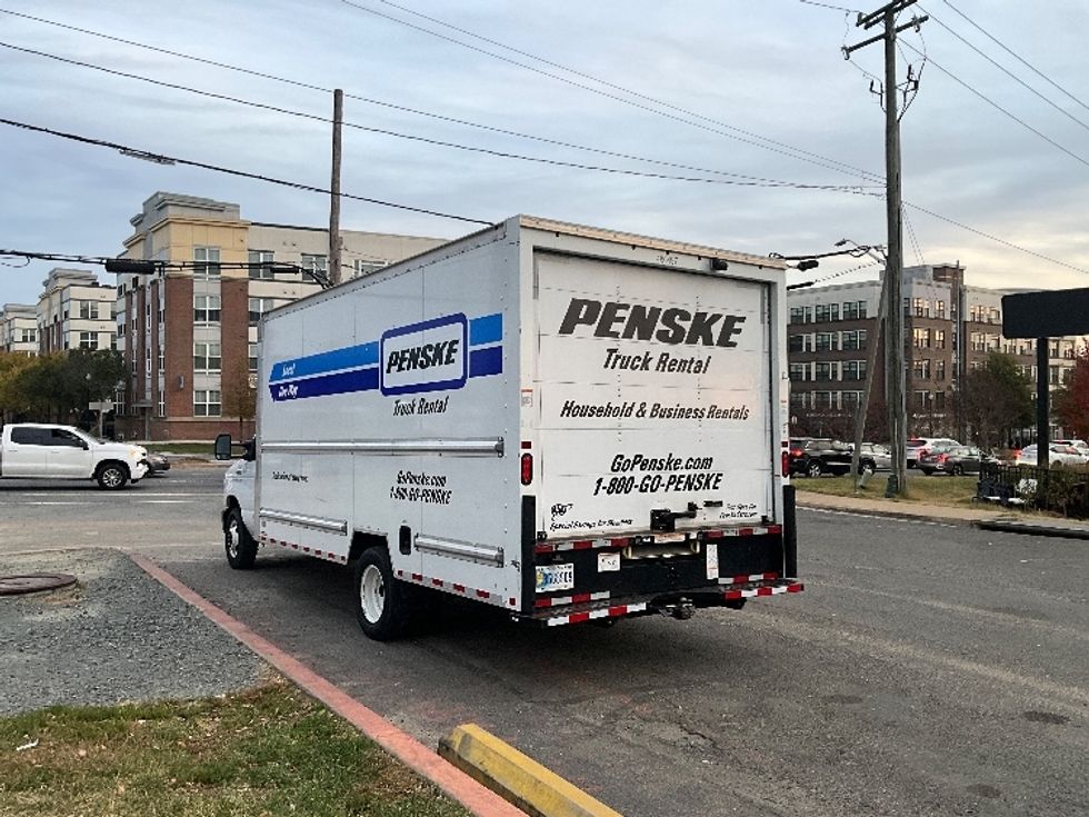 Light Duty Box Truck-Light and Medium Duty Trucks-Ford-2022-E350-Alexandria-VA-101,758\n\t\tmiles-$ 31,000 - Image 5