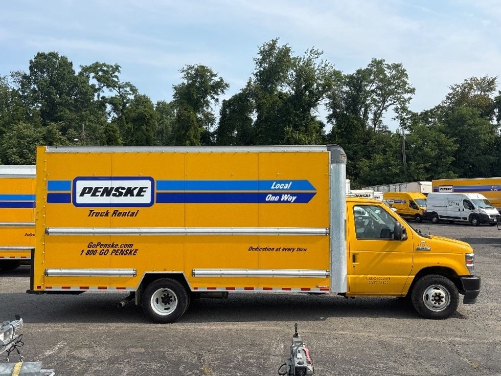 Light Duty Box Truck-Light and Medium Duty Trucks-Ford-2022-E350-Alexandria-VA-116,267\n\t\tmiles-$ 23,750 - Image 15