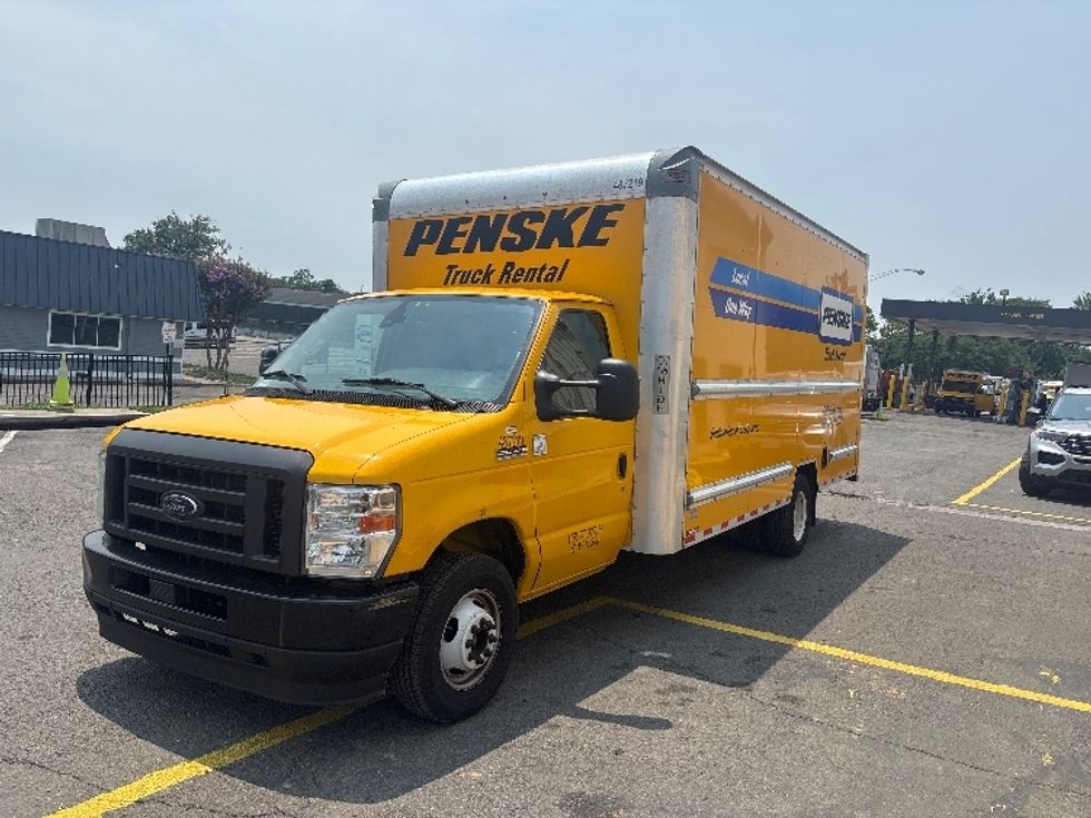 Light Duty Box Truck-Light and Medium Duty Trucks-Ford-2022-E350-Alexandria-VA-133,590\n\t\tmiles-$ 22,250 - Image 3