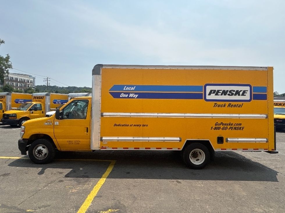 Light Duty Box Truck-Light and Medium Duty Trucks-Ford-2022-E350-Alexandria-VA-133,590\n\t\tmiles-$ 22,250 - Image 4