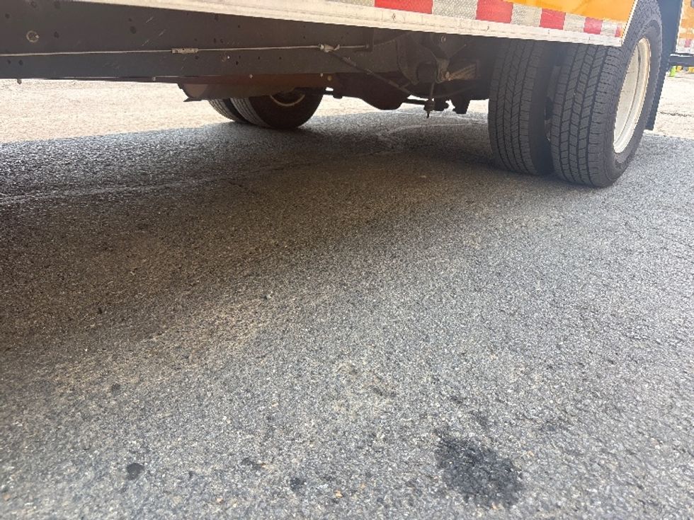 Light Duty Box Truck-Light and Medium Duty Trucks-Ford-2022-E350-Alexandria-VA-133,590\n\t\tmiles-$ 22,250 - Image 5