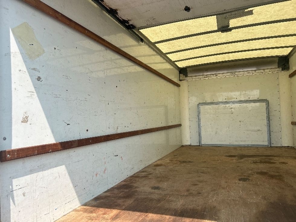 Light Duty Box Truck-Light and Medium Duty Trucks-Ford-2022-E350-Alexandria-VA-135,755\n\t\tmiles-$ 25,000 - Image 11