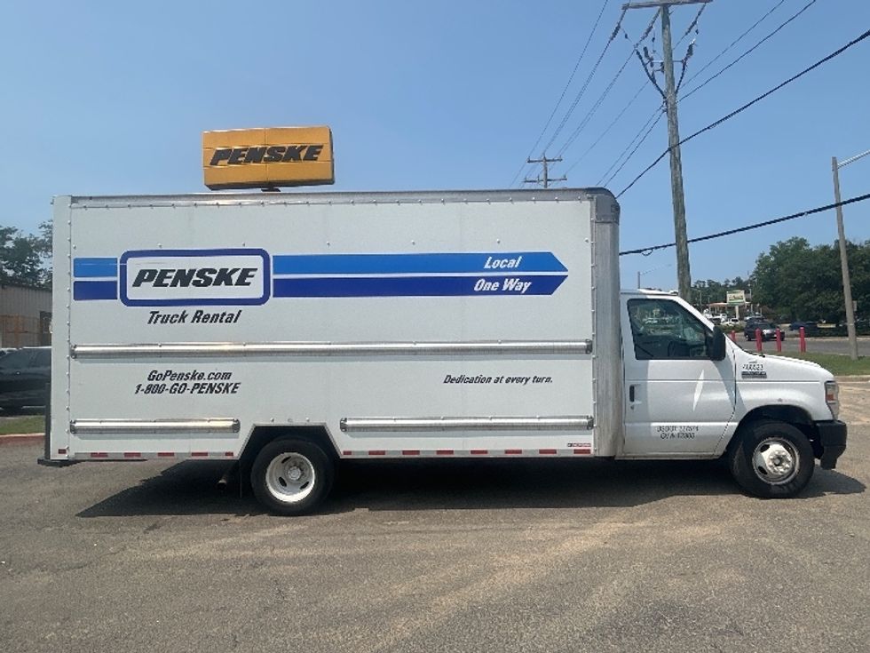 Light Duty Box Truck-Light and Medium Duty Trucks-Ford-2022-E350-Alexandria-VA-135,755\n\t\tmiles-$ 25,000 - Image 15