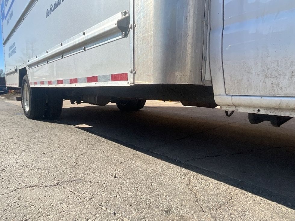 Light Duty Box Truck-Light and Medium Duty Trucks-Ford-2022-E350-Alexandria-VA-65,959\n\t\tmiles-$ 36,500 - Image 14