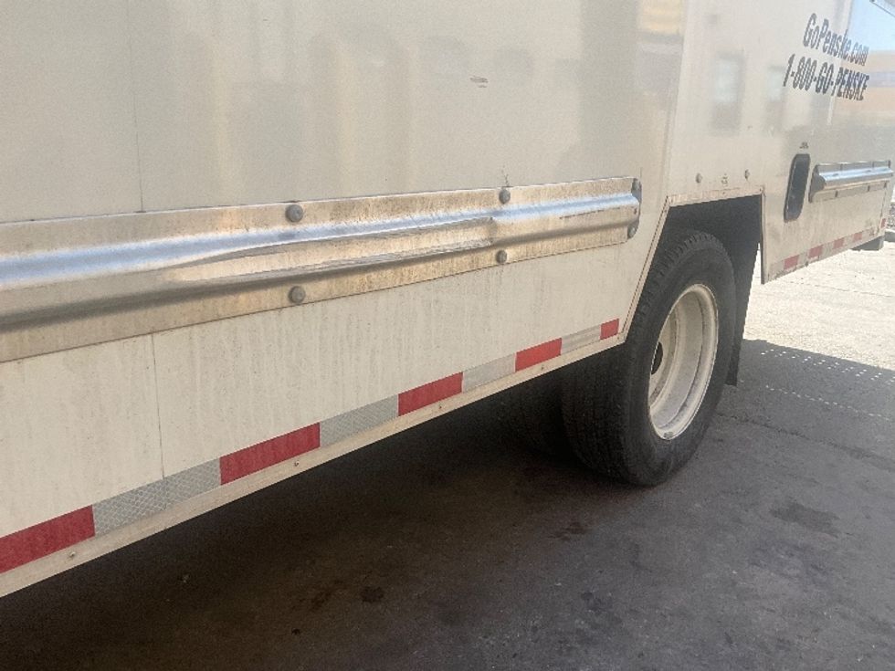 Light Duty Box Truck-Light and Medium Duty Trucks-Ford-2022-E350-Alexandria-VA-65,959\n\t\tmiles-$ 36,500 - Image 26