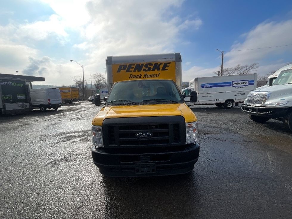 Light Duty Box Truck-Light and Medium Duty Trucks-Ford-2022-E350-Alexandria-VA-84,795\n\t\tmiles-$ 28,750 - Image 2