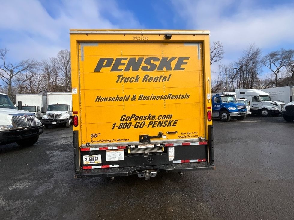 Light Duty Box Truck-Light and Medium Duty Trucks-Ford-2022-E350-Alexandria-VA-84,795\n\t\tmiles-$ 28,750 - Image 7