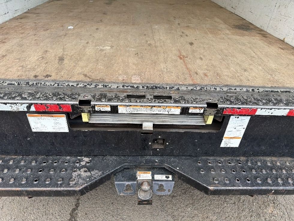 Light Duty Box Truck-Light and Medium Duty Trucks-Ford-2022-E350-Alexandria-VA-86,342\n\t\tmiles-$ 28,500 - Image 10