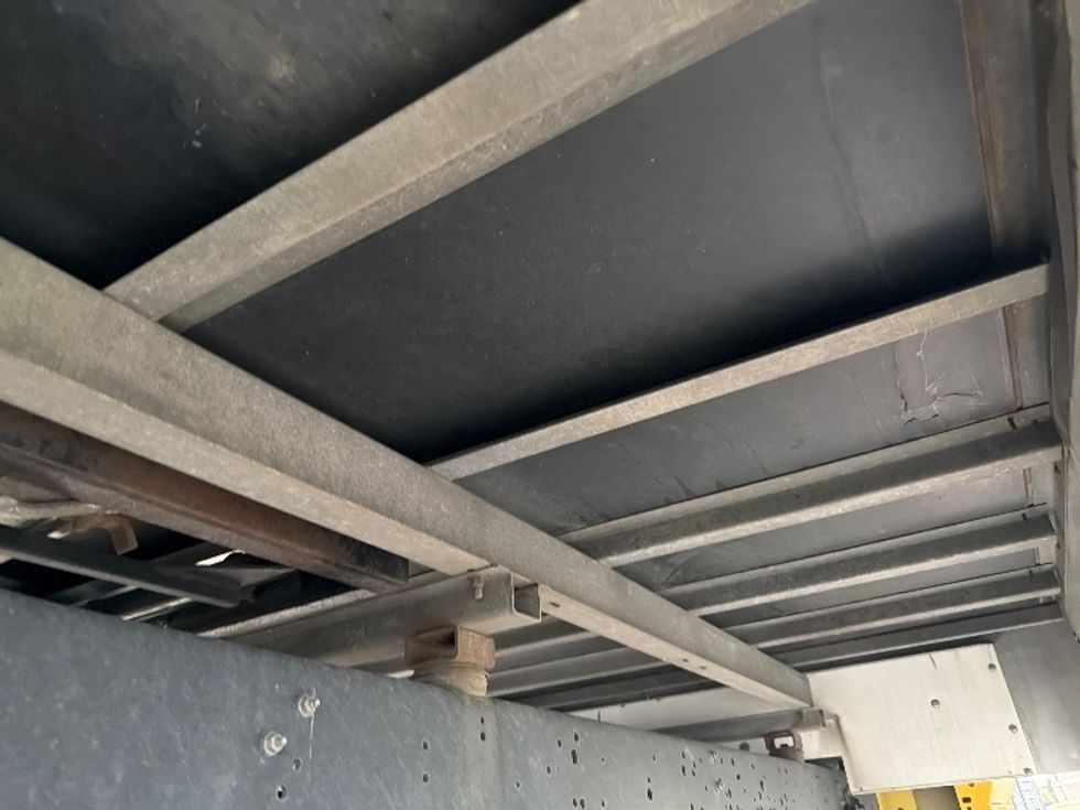 Light Duty Box Truck-Light and Medium Duty Trucks-Ford-2022-E350-Alexandria-VA-86,342\n\t\tmiles-$ 28,500 - Image 5