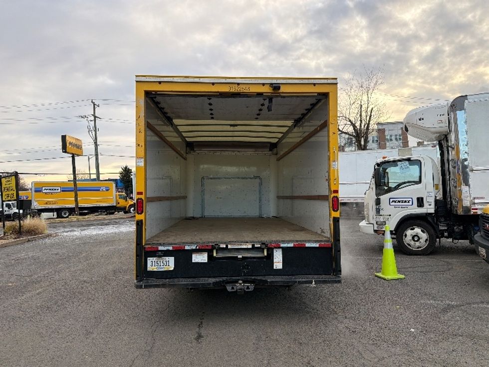 Light Duty Box Truck-Light and Medium Duty Trucks-Ford-2022-E350-Alexandria-VA-86,342\n\t\tmiles-$ 28,500 - Image 8