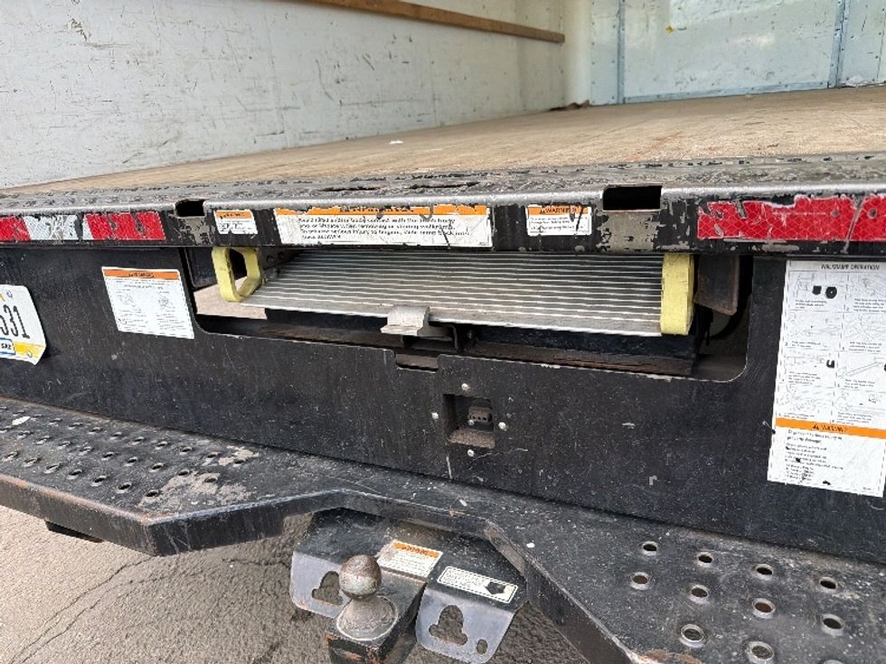 Light Duty Box Truck-Light and Medium Duty Trucks-Ford-2022-E350-Alexandria-VA-86,342\n\t\tmiles-$ 28,500 - Image 9