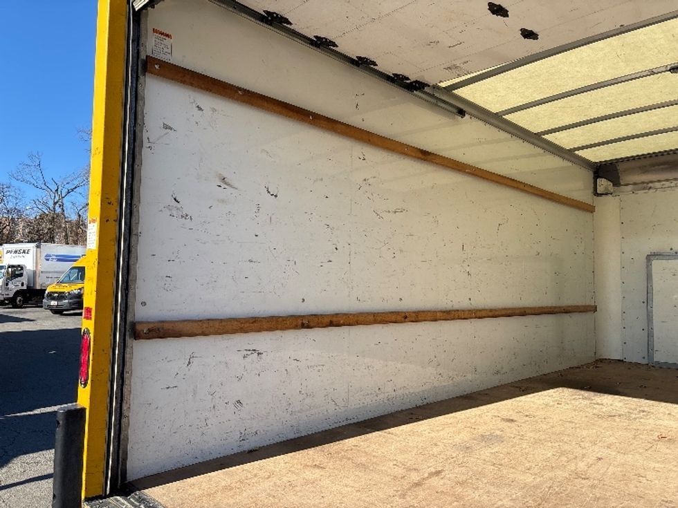 Light Duty Box Truck-Light and Medium Duty Trucks-Ford-2022-E350-Alexandria-VA-88,420\n\t\tmiles-$ 28,000 - Image 11