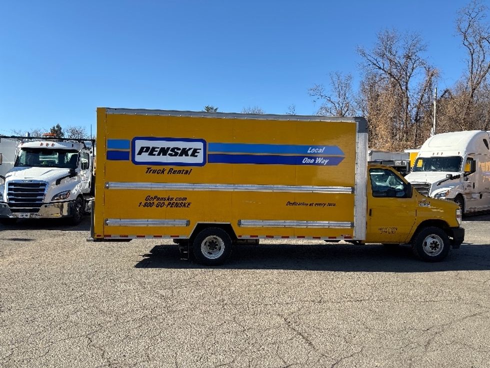 Light Duty Box Truck-Light and Medium Duty Trucks-Ford-2022-E350-Alexandria-VA-88,420\n\t\tmiles-$ 28,000 - Image 15