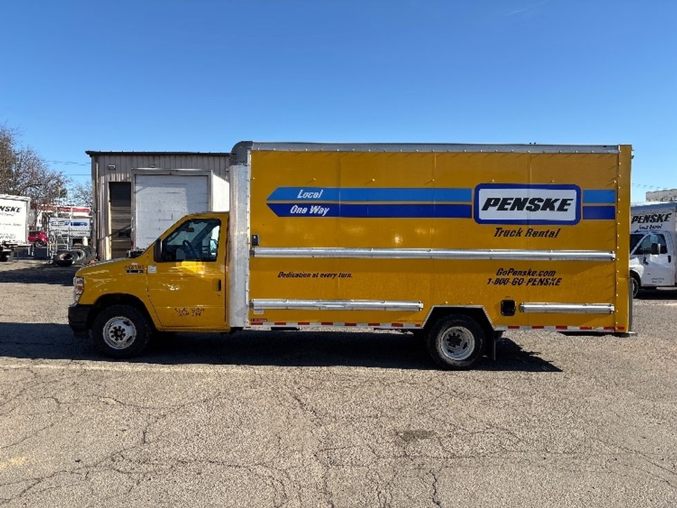 Light Duty Box Truck-Light and Medium Duty Trucks-Ford-2022-E350-Alexandria-VA-88,420\n\t\tmiles-$ 28,000 - Image 4