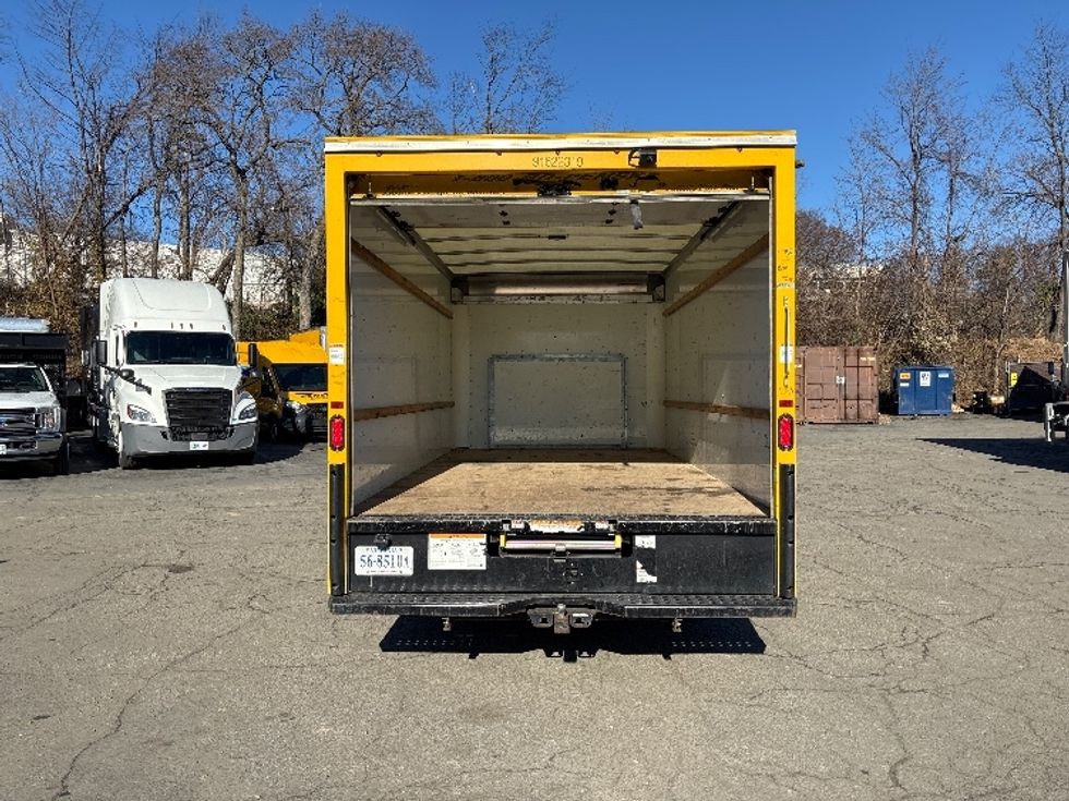 Light Duty Box Truck-Light and Medium Duty Trucks-Ford-2022-E350-Alexandria-VA-88,420\n\t\tmiles-$ 28,000 - Image 8