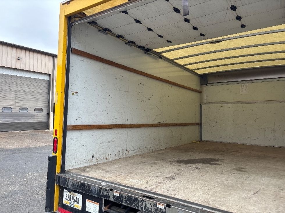Light Duty Box Truck-Light and Medium Duty Trucks-Ford-2022-E350-Alexandria-VA-94,268\n\t\tmiles-$ 27,750 - Image 11