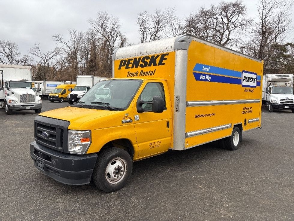 Light Duty Box Truck-Light and Medium Duty Trucks-Ford-2022-E350-Alexandria-VA-94,268\n\t\tmiles-$ 27,750 - Image 3