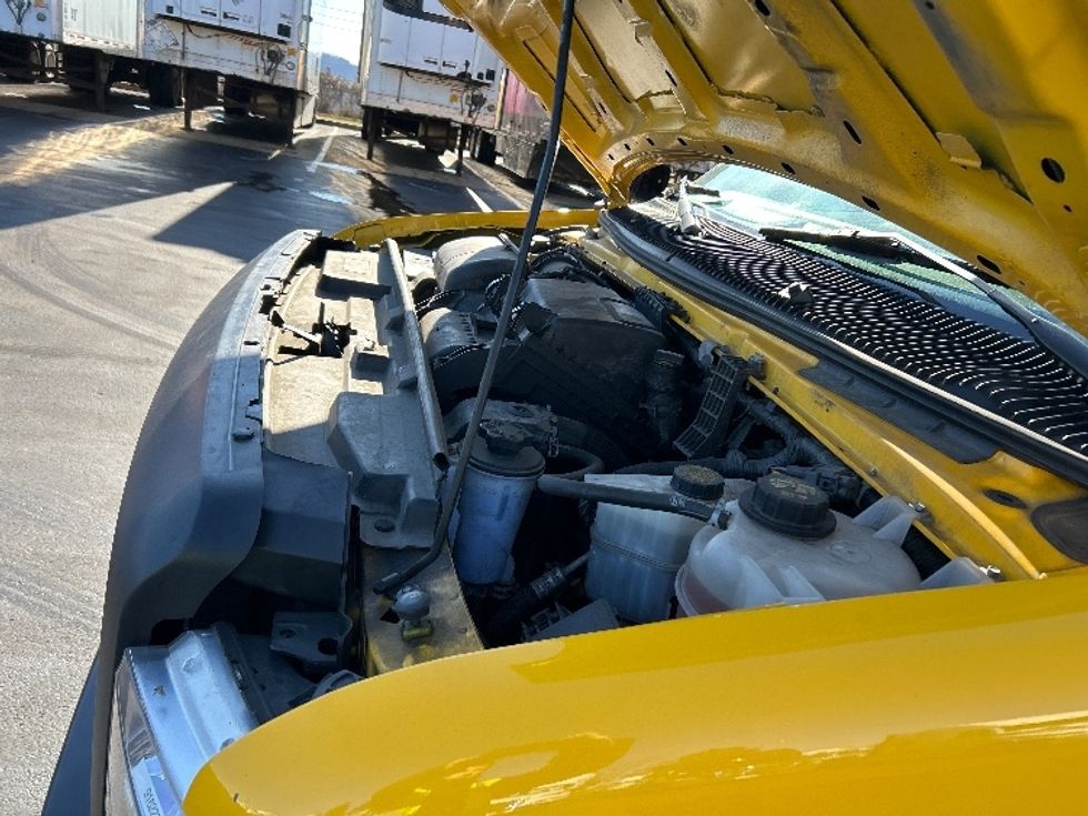 Light Duty Box Truck-Light and Medium Duty Trucks-Ford-2022-E350-Allentown-PA-100,477\n\t\tmiles-$ 27,000 - Image 24