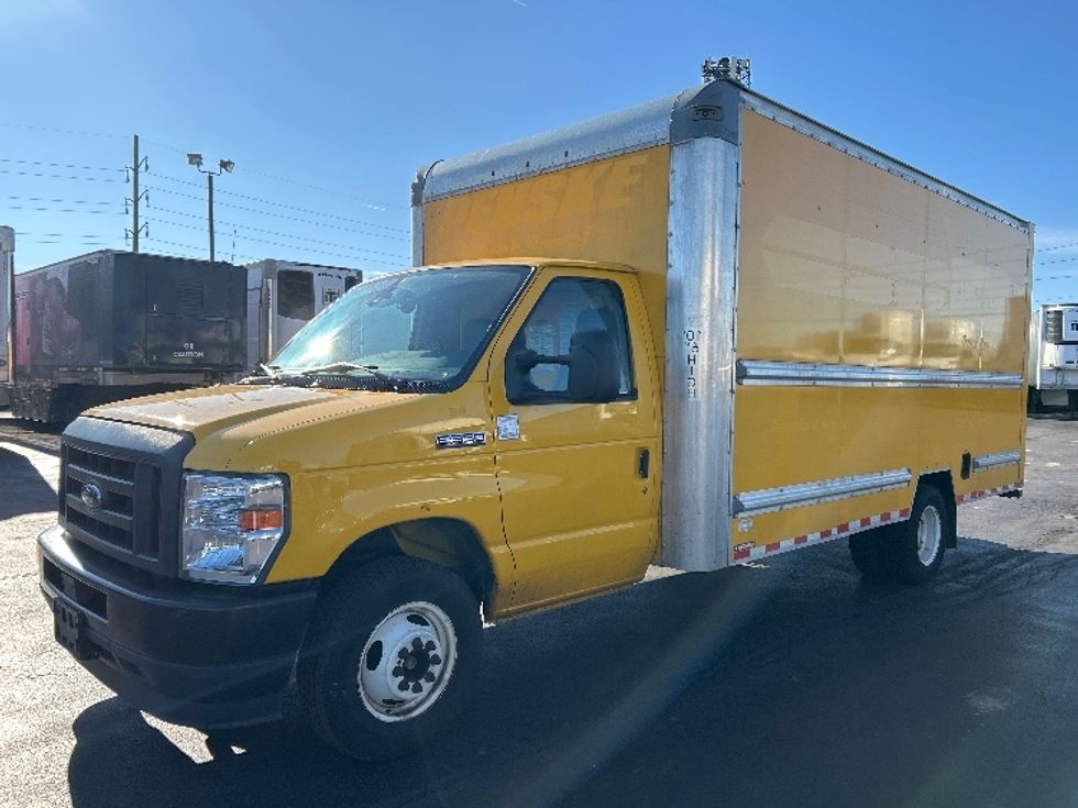 Light Duty Box Truck-Light and Medium Duty Trucks-Ford-2022-E350-Allentown-PA-100,477\n\t\tmiles-$ 27,000 - Image 3