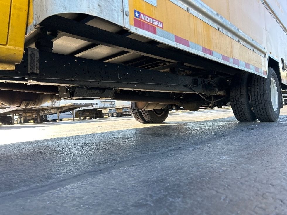 Light Duty Box Truck-Light and Medium Duty Trucks-Ford-2022-E350-Allentown-PA-100,477\n\t\tmiles-$ 27,000 - Image 5