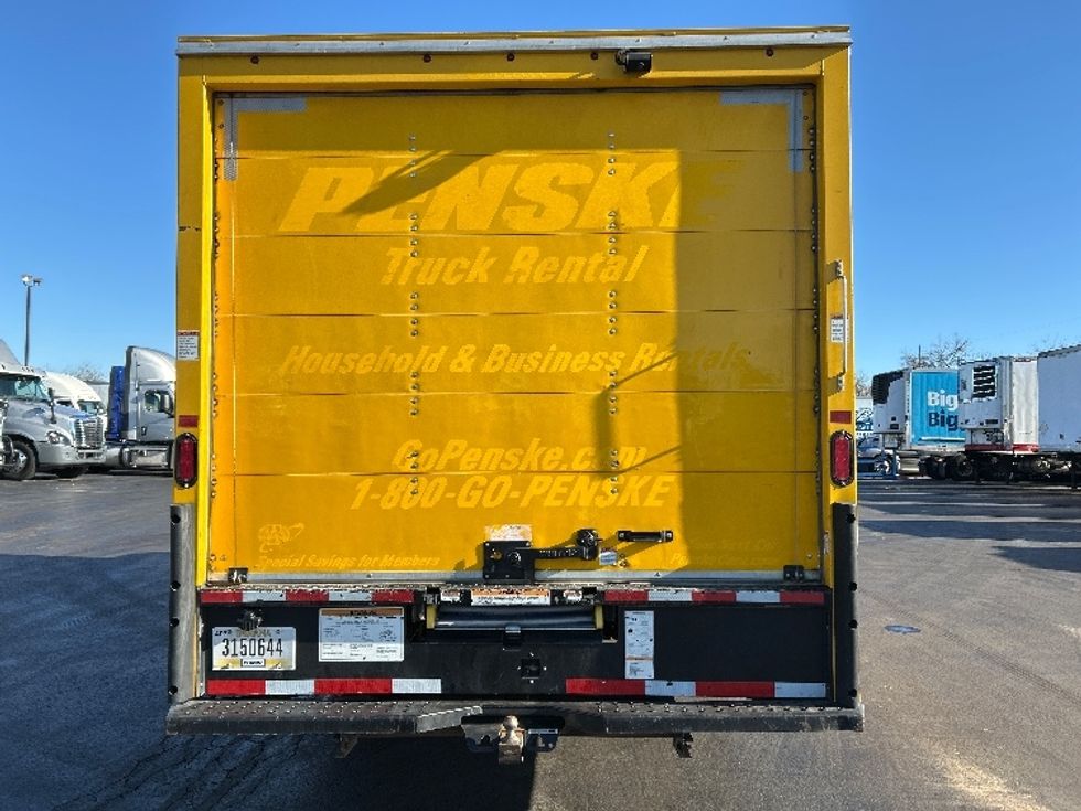 Light Duty Box Truck-Light and Medium Duty Trucks-Ford-2022-E350-Allentown-PA-100,477\n\t\tmiles-$ 27,000 - Image 7