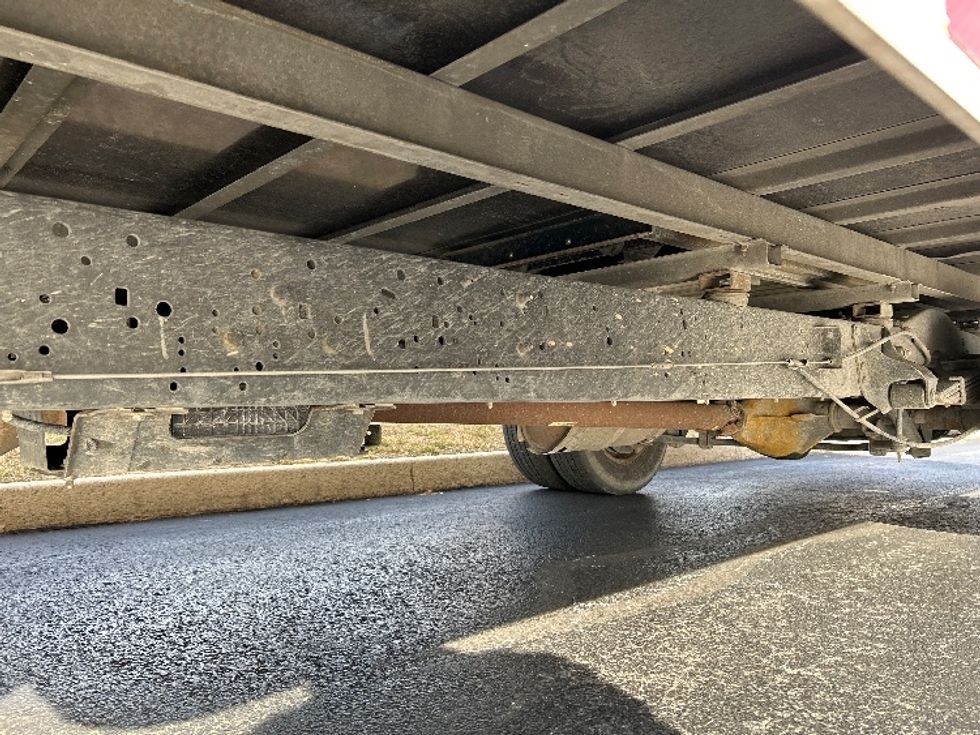 Light Duty Box Truck-Light and Medium Duty Trucks-Ford-2022-E350-Allentown-PA-89,852\n\t\tmiles-$ 28,250 - Image 5