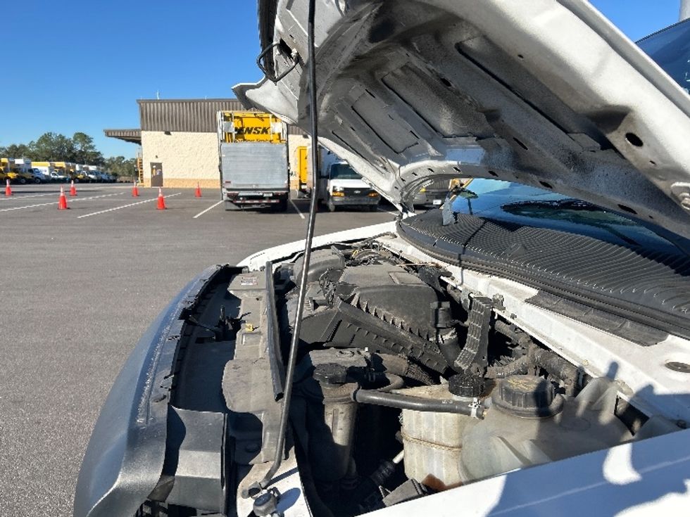 Light Duty Box Truck-Light and Medium Duty Trucks-Ford-2022-E350-Apopka-FL-97,153\n\t\tmiles-$ 32,500 - Image 24