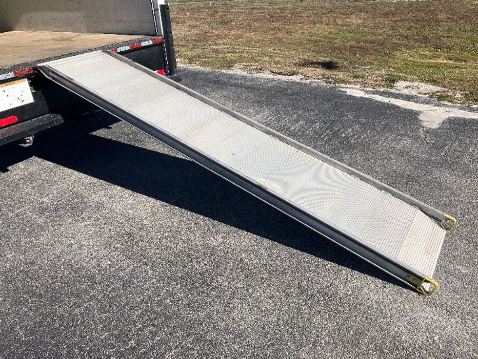 Light Duty Box Truck-Light and Medium Duty Trucks-Ford-2022-E350-Apopka-FL-97,153\n\t\tmiles-$ 32,500 - Image 25